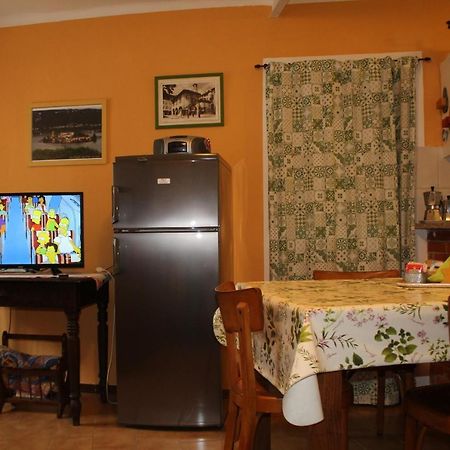 Casa Marconi Casa Vacanze Cesara 外观 照片