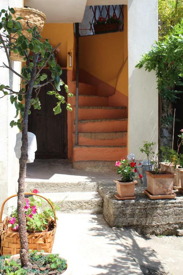 Casa Marconi Casa Vacanze Cesara 外观 照片